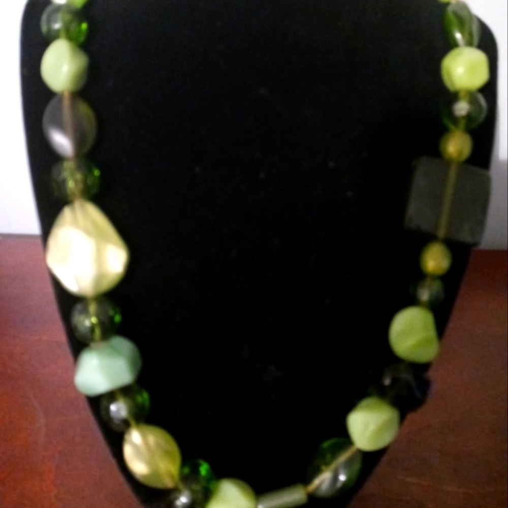 Beautiful 12 in green beaded necklace handmade